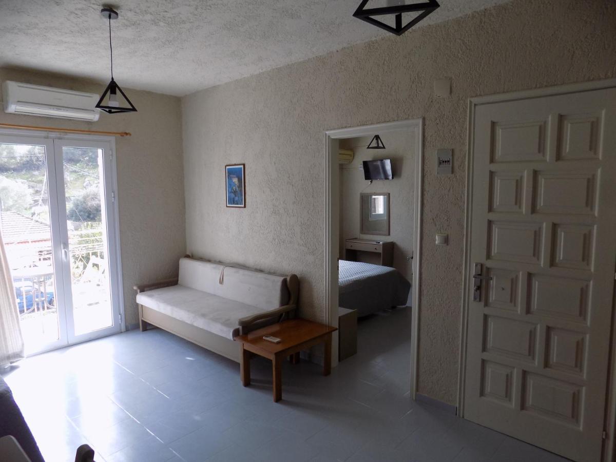Afrodite Spacious Apartments! Agia Efimia 외부 사진