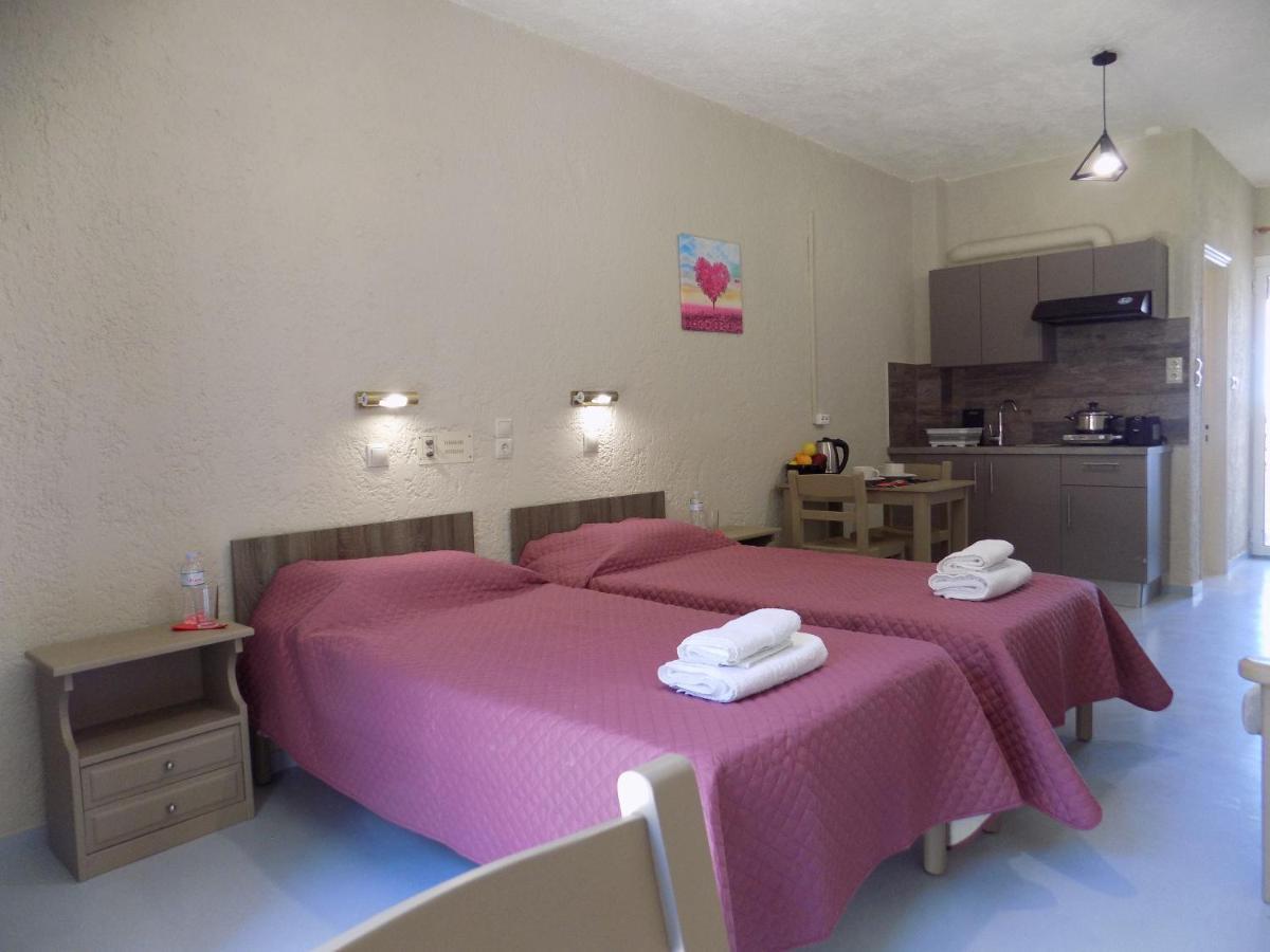 Afrodite Spacious Apartments! Agia Efimia 외부 사진