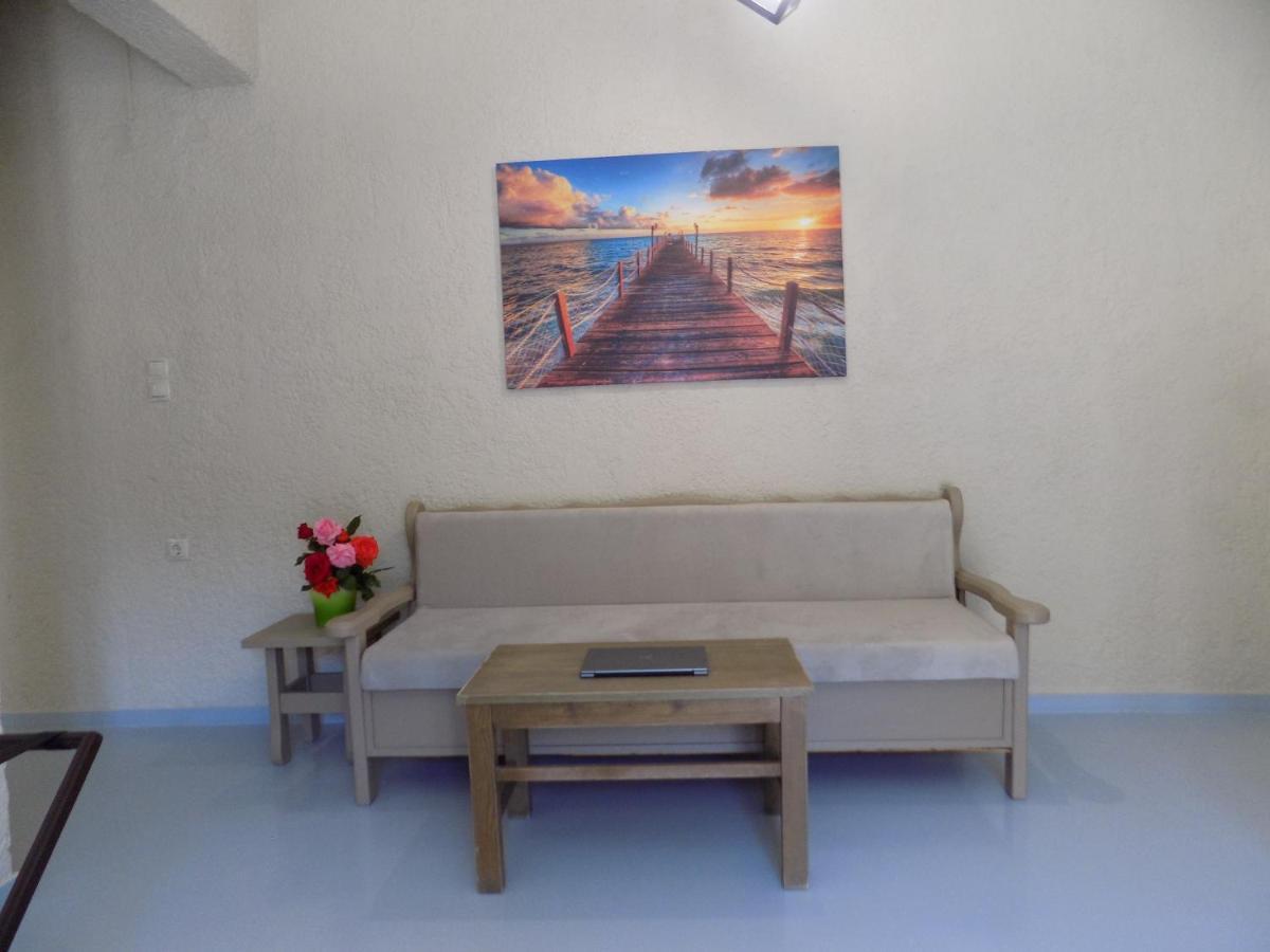 Afrodite Spacious Apartments! Agia Efimia 외부 사진