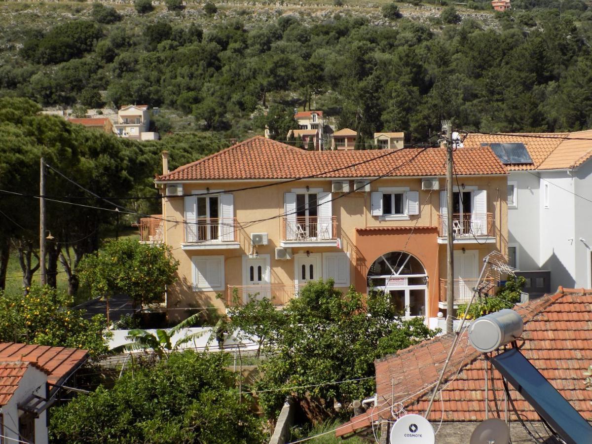 Afrodite Spacious Apartments! Agia Efimia 외부 사진