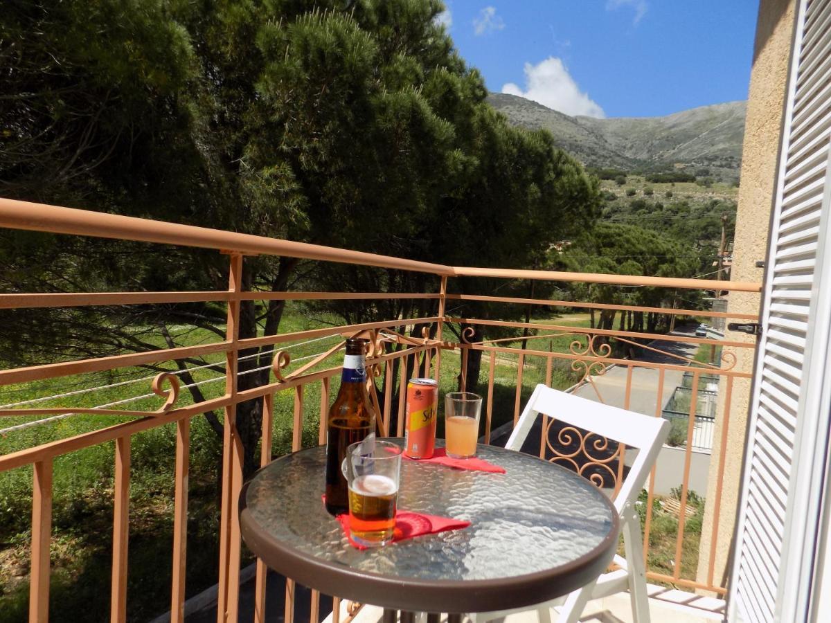 Afrodite Spacious Apartments! Agia Efimia 외부 사진