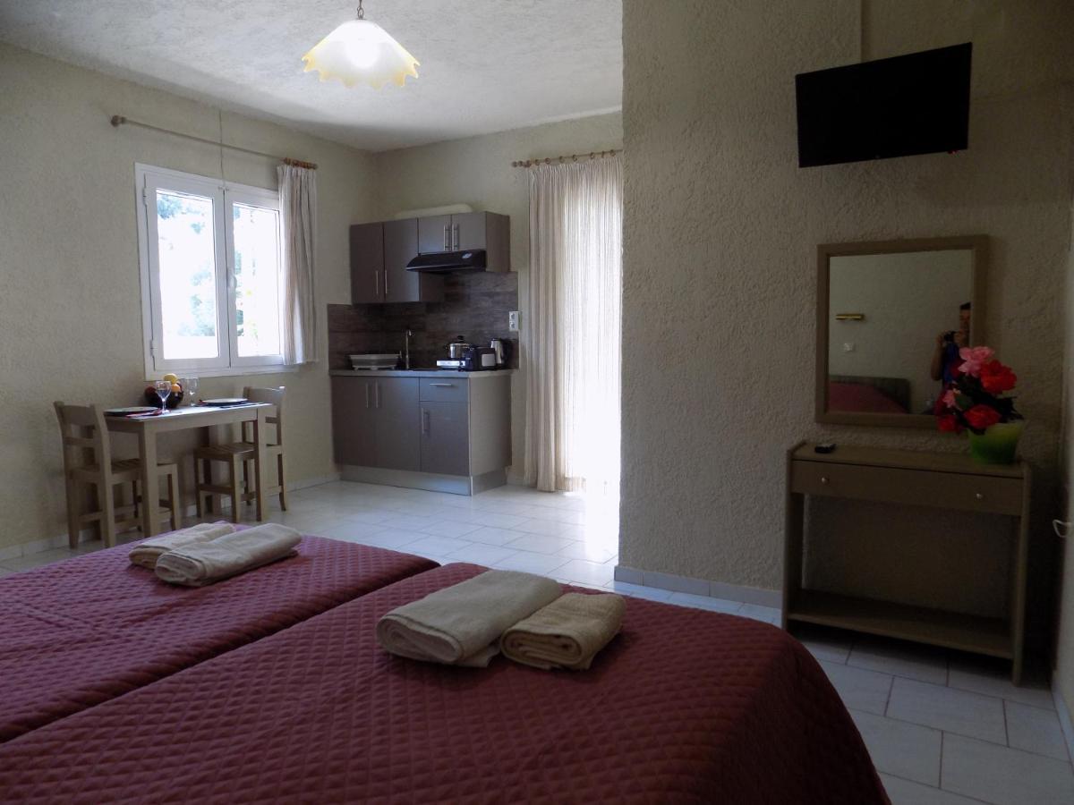 Afrodite Spacious Apartments! Agia Efimia 외부 사진