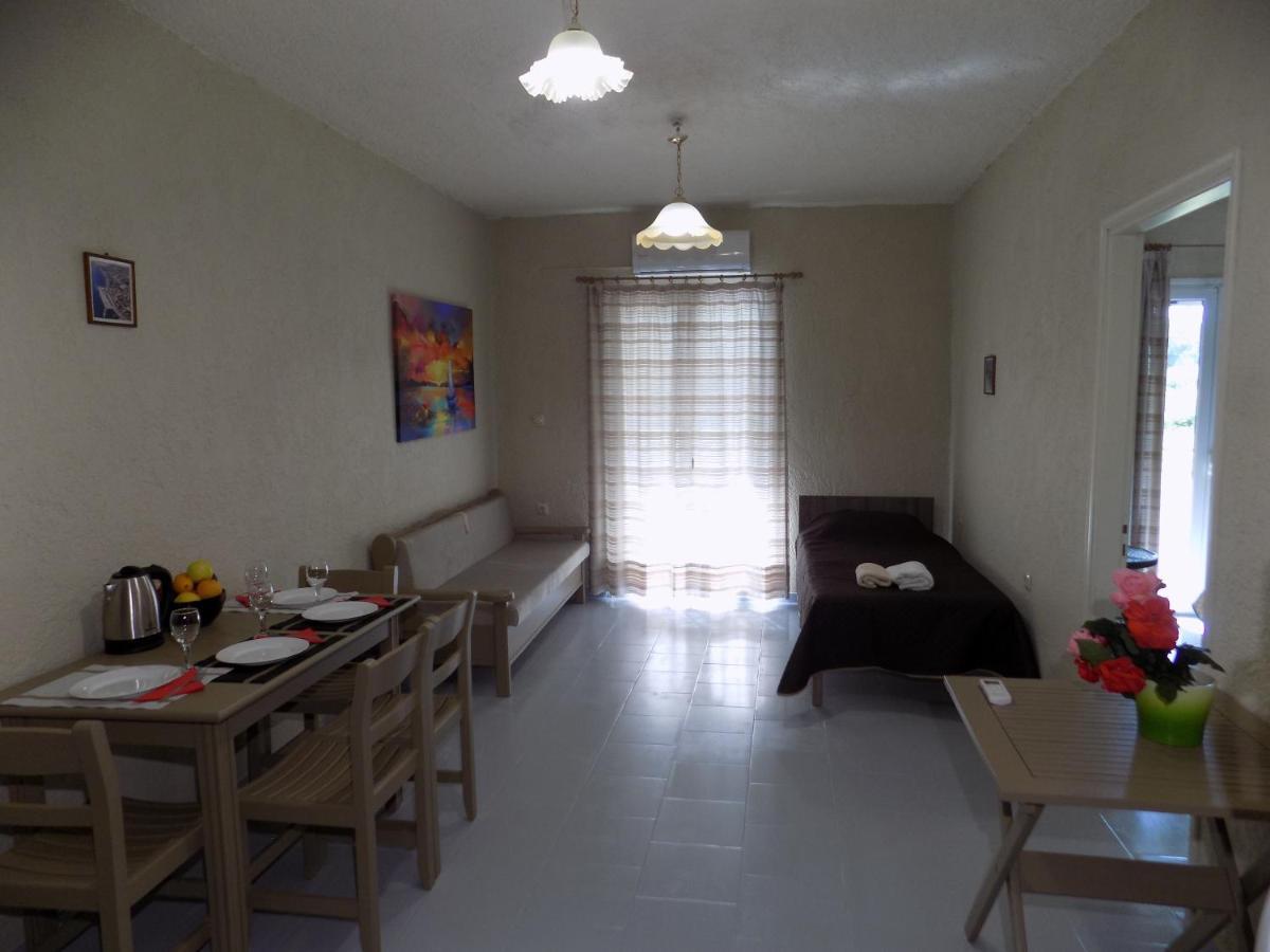 Afrodite Spacious Apartments! Agia Efimia 외부 사진